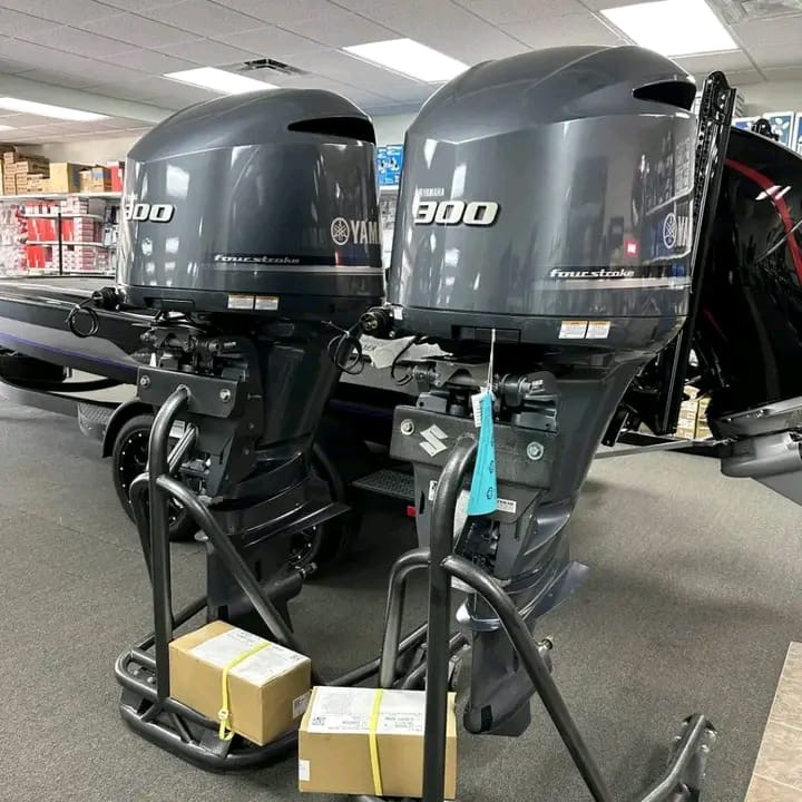 Brand New Yamaha F300XA & LF300XA 4-Stroke 25” Shaft Pair - Image 8